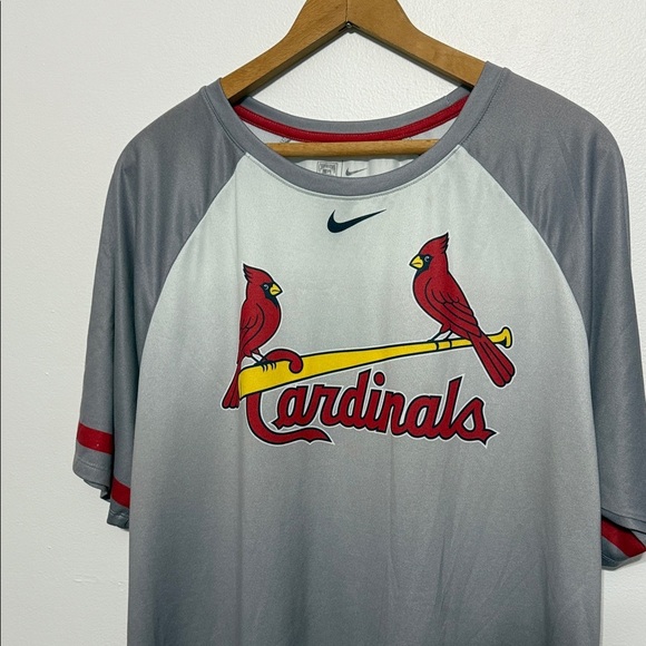 Nike Men's Gray and Red Cardinals Tee - Picture 3 of 9